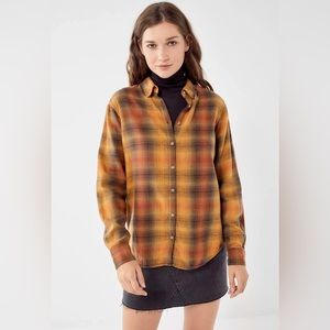 Urban Outfitters Eli Perfect Button Down Shirt Flannel